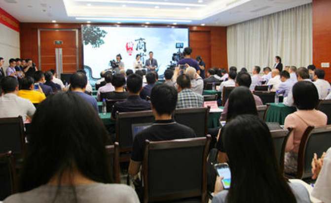 如果你不进入隧道，你就会破坏网络。恩施5条山区公路告别网络盲区