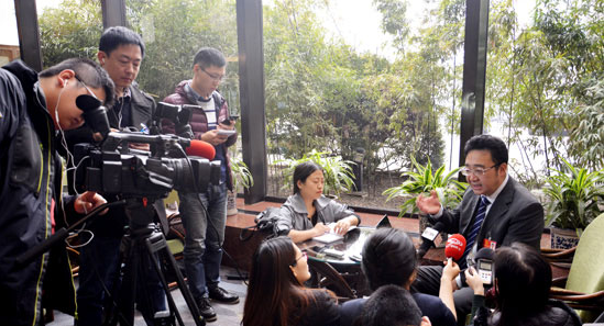 宁吉喆谈中哈产能合作:已形成总额270亿美元重点项目清单